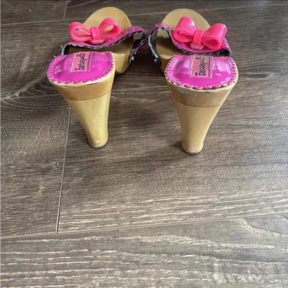 Betsey Johnson pink heels - Picture 2 of 3